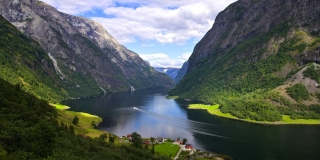 Hurtigruten Sognefjord