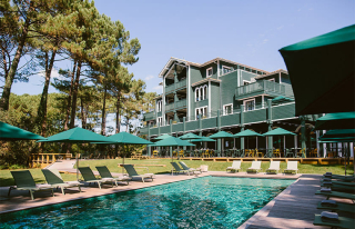 La piscine de l'hôtel 70 Hectares... & l'Océan